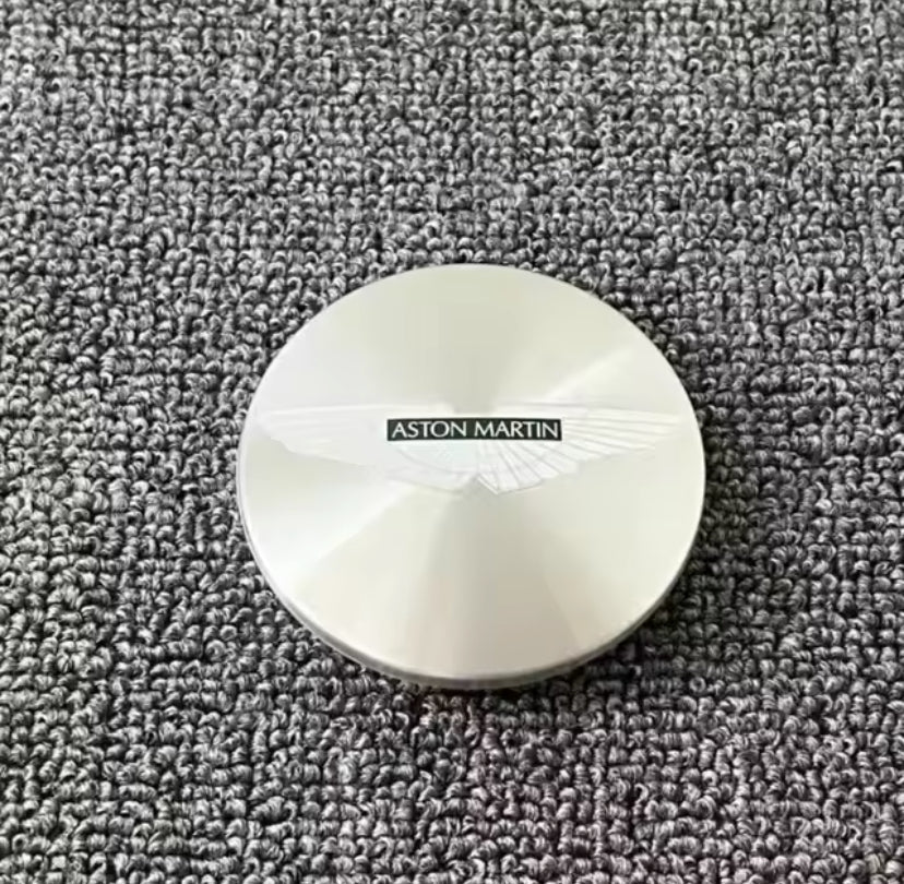 Aston Martin DBS Silver Centre Caps 4PC