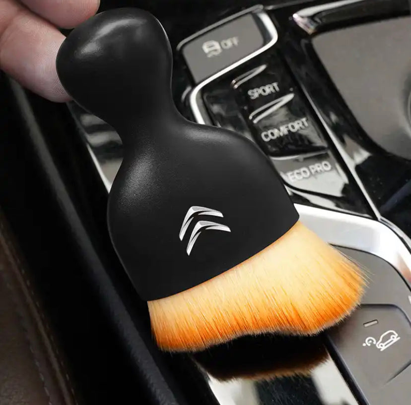 Car Brands Air Vent Brushes (Assorted)